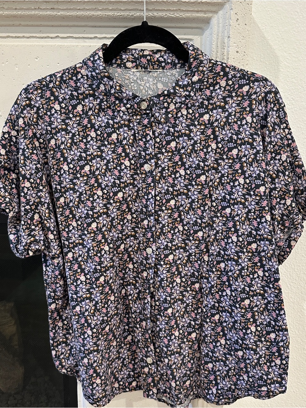 Universal Thread Women's Multi Shirt Size  M